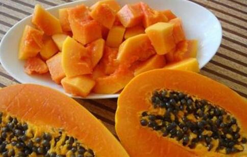 木瓜的功效與作用和禁忌？吃木瓜有什么好處及木瓜怎么吃能生吃嗎？