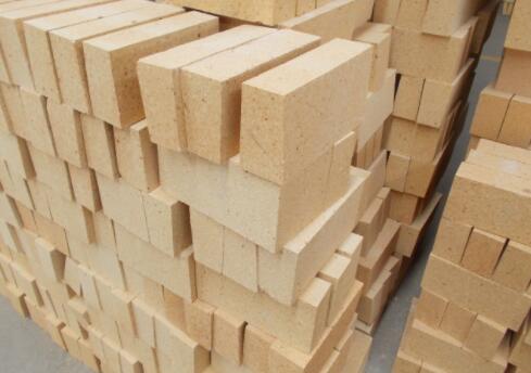 耐火磚的種類有哪些？耐火磚廠家及耐火磚與普通磚的區(qū)別