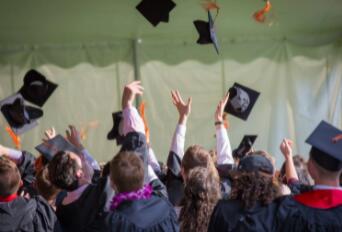 家長會的班主任發(fā)言稿